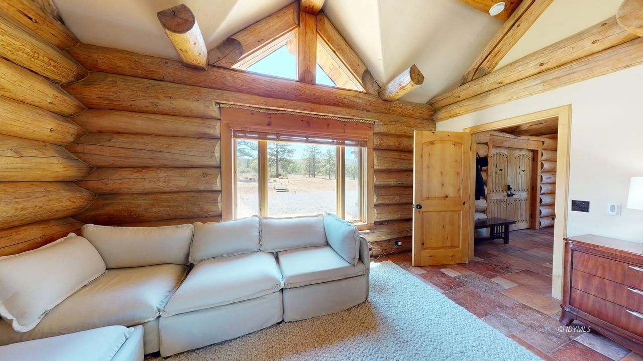 Property Photo 44