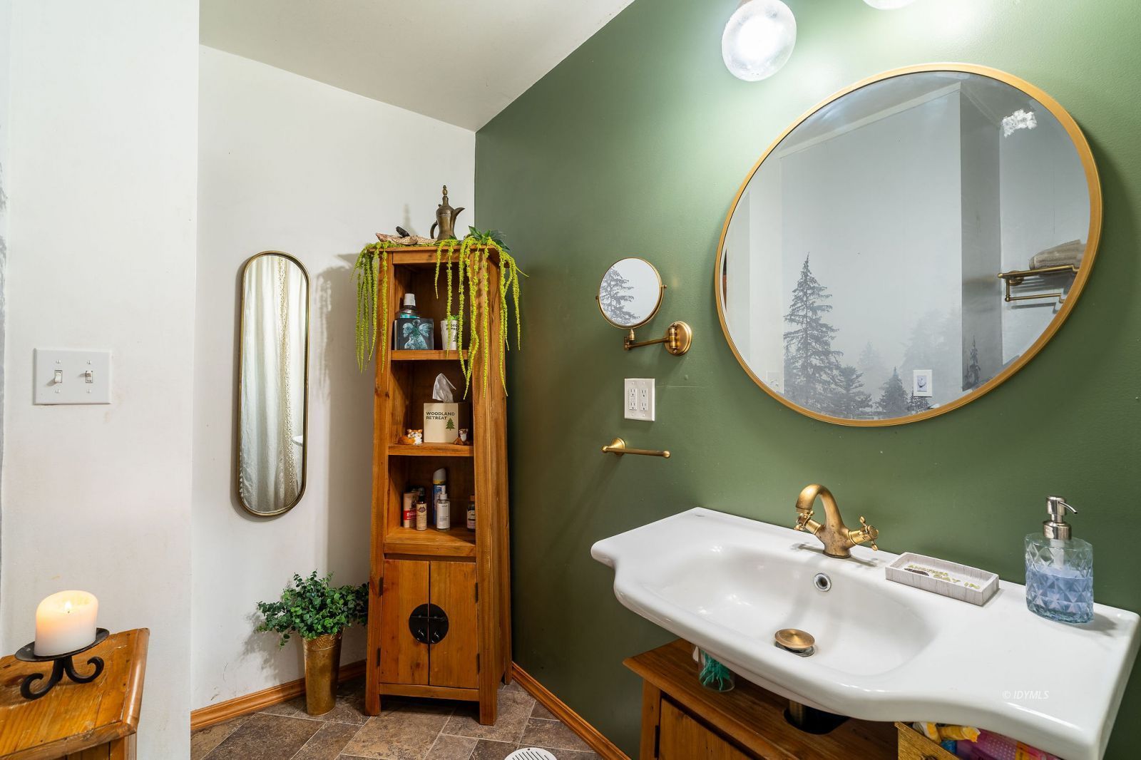 Property Photo 23