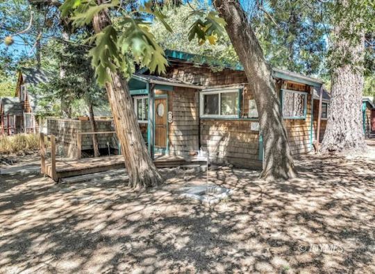 feature listing property photo