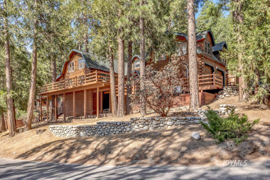 feature listing property photo