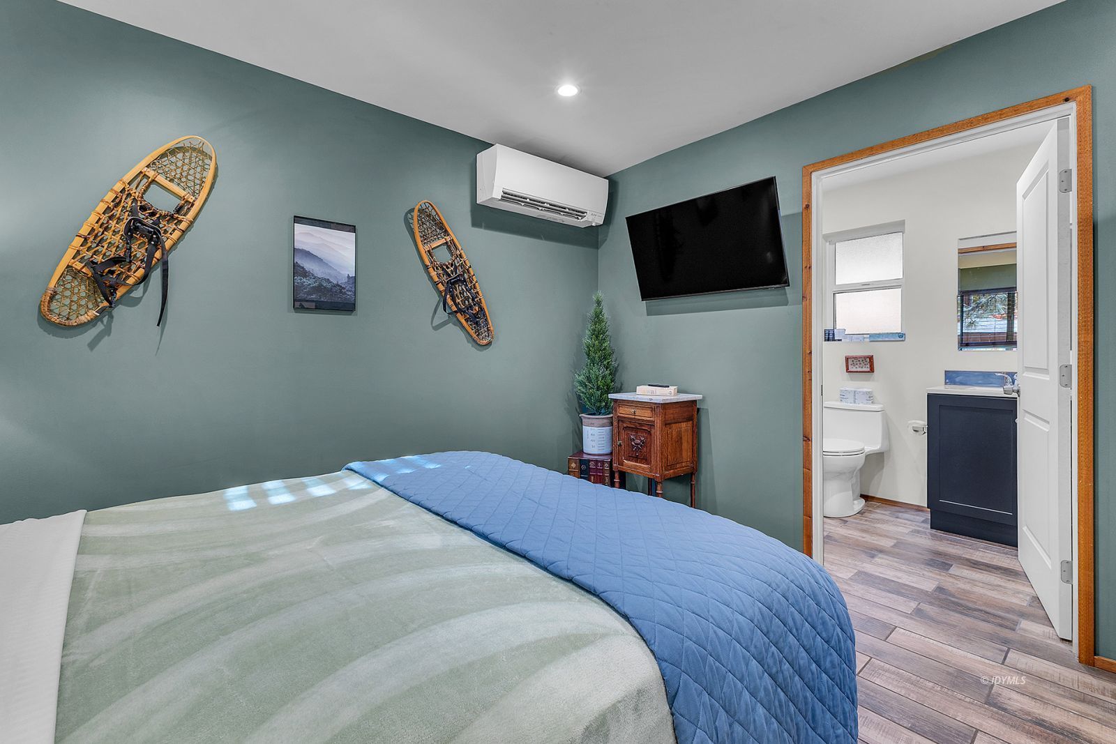 Property Photo 35