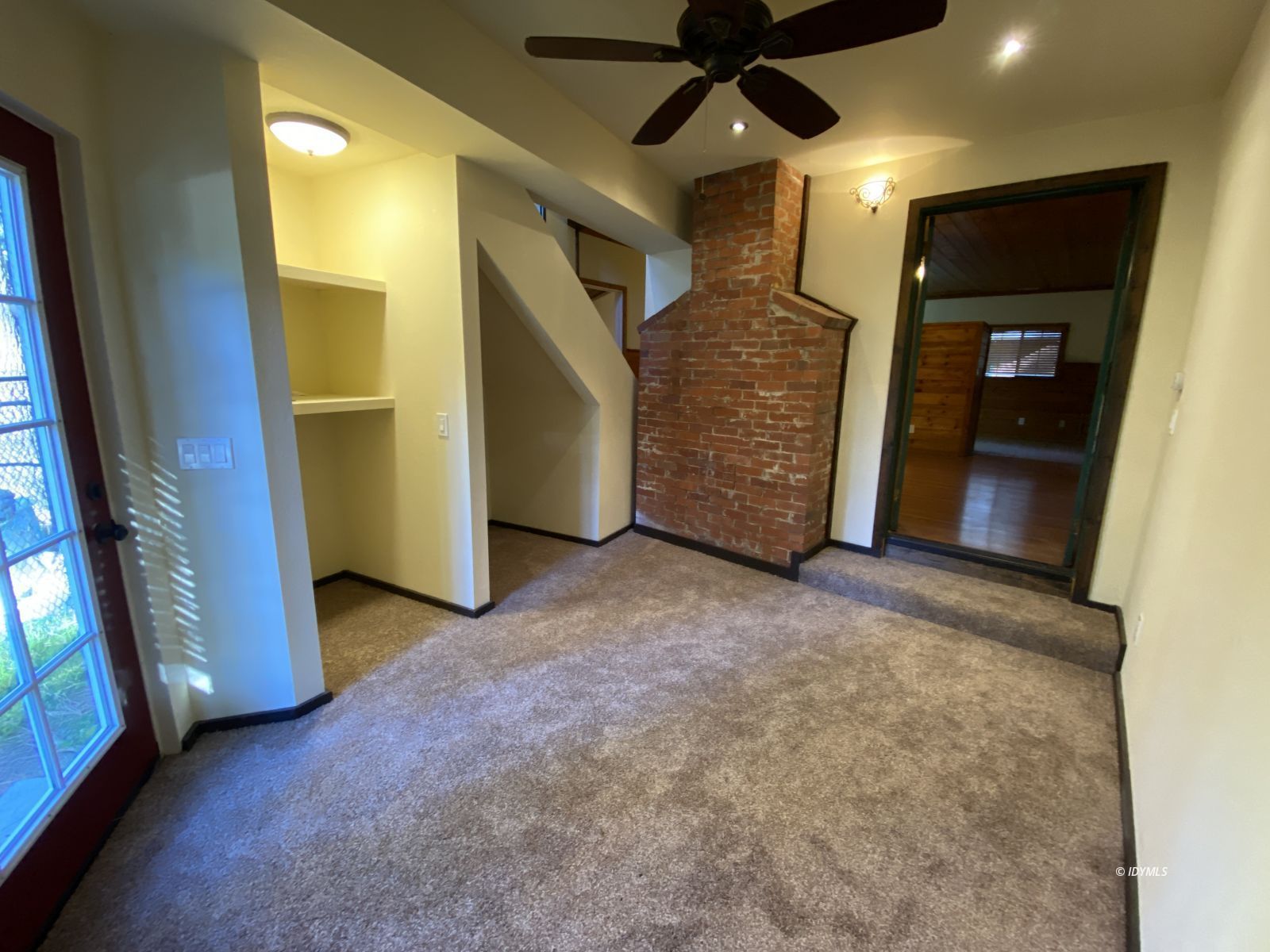 Property Photo 33