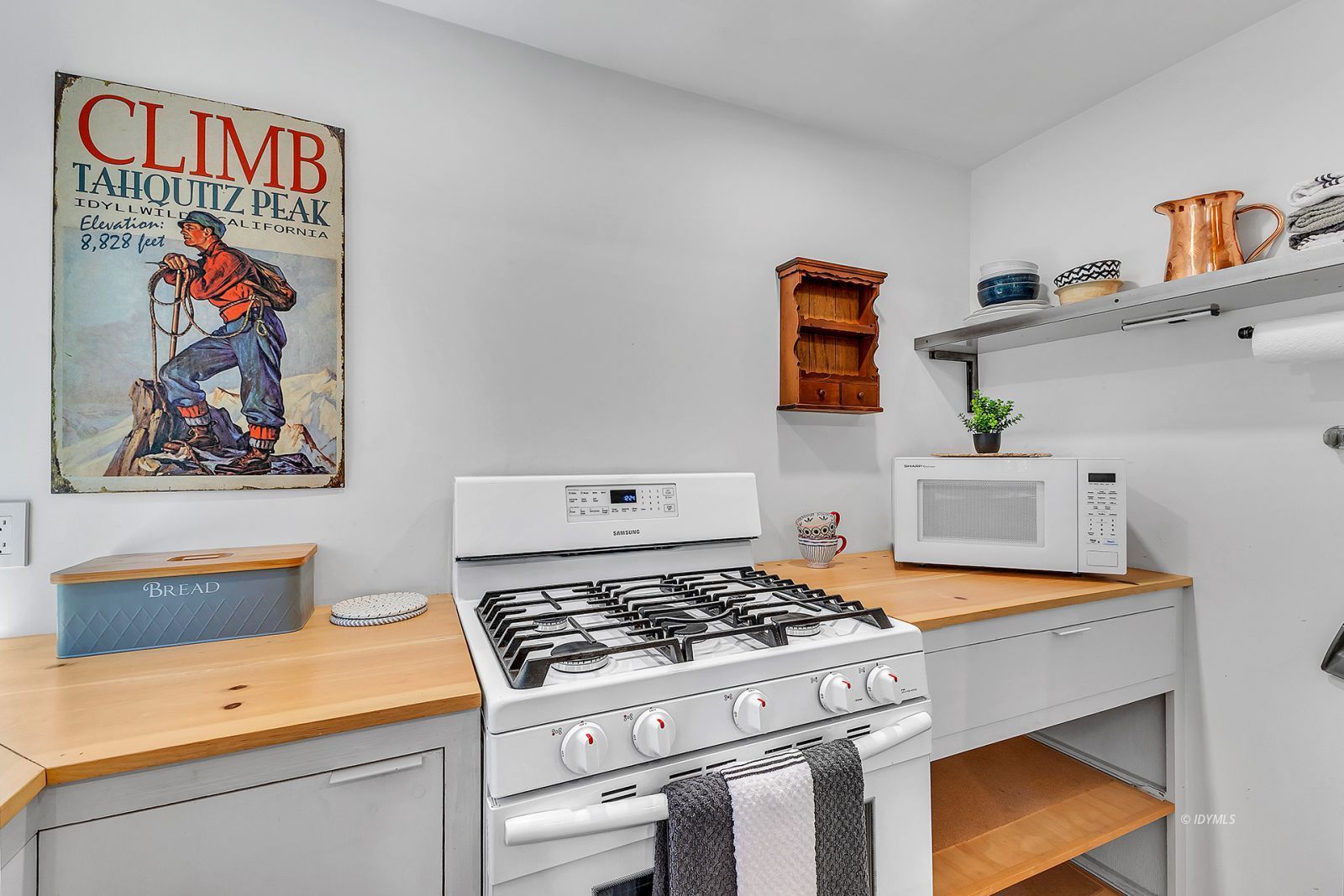 Property Photo 37