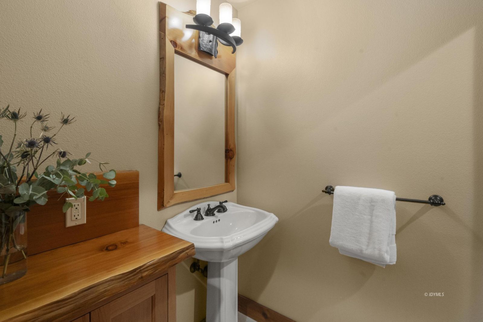 Property Photo 41