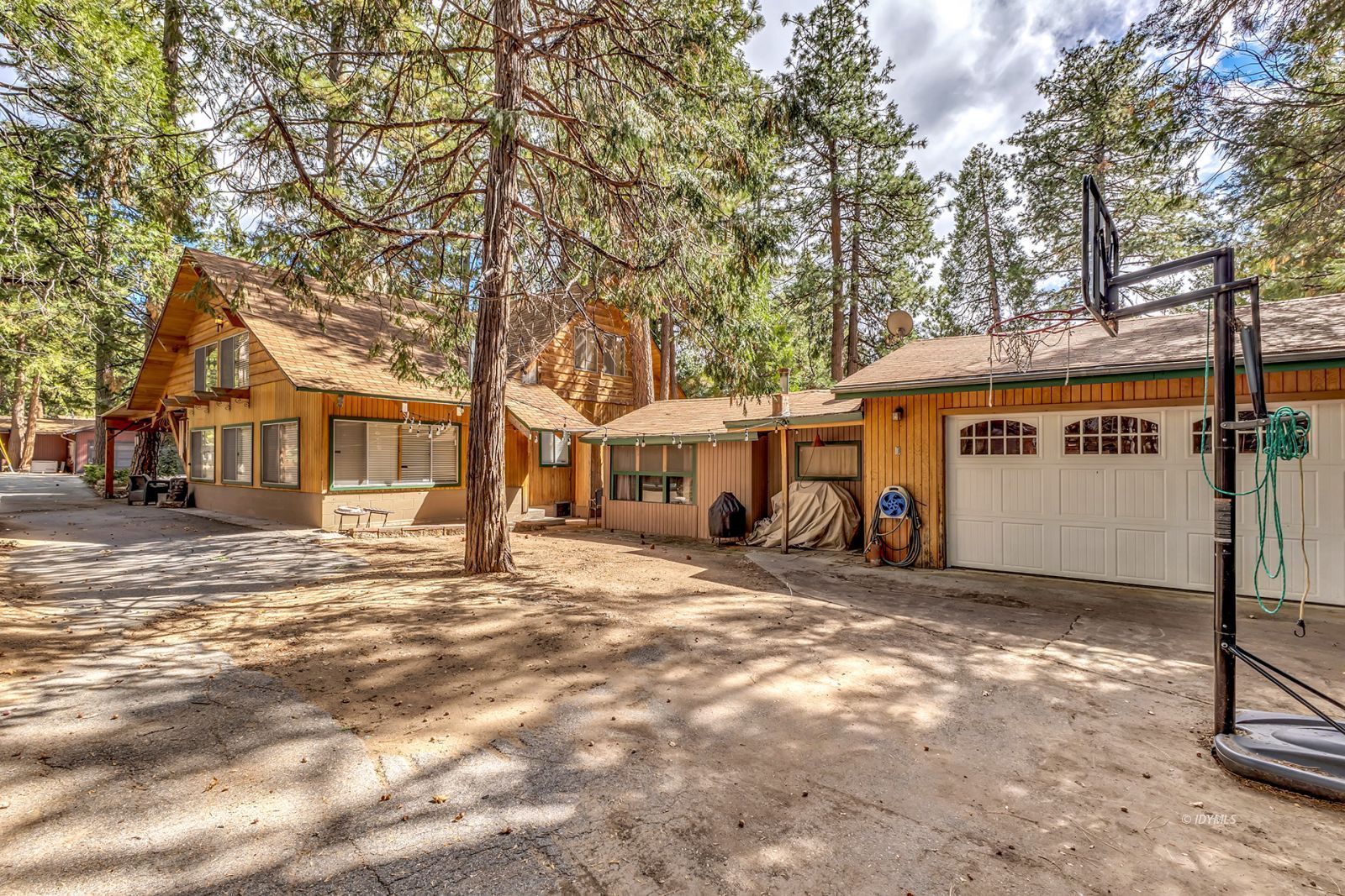 Property Photo 43