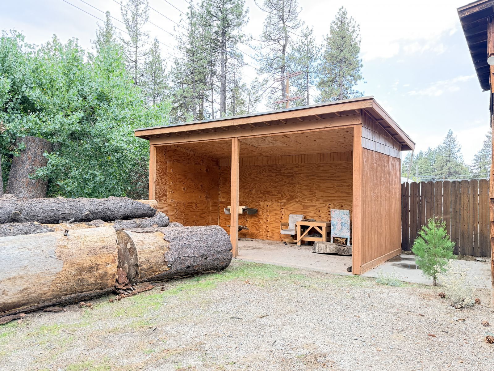 Property Photo 28