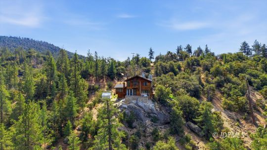 feature listing property photo