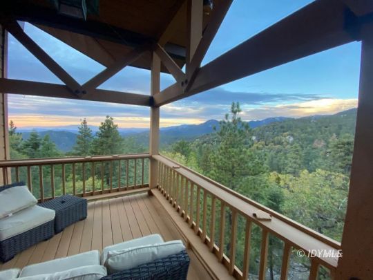 feature listing property photo