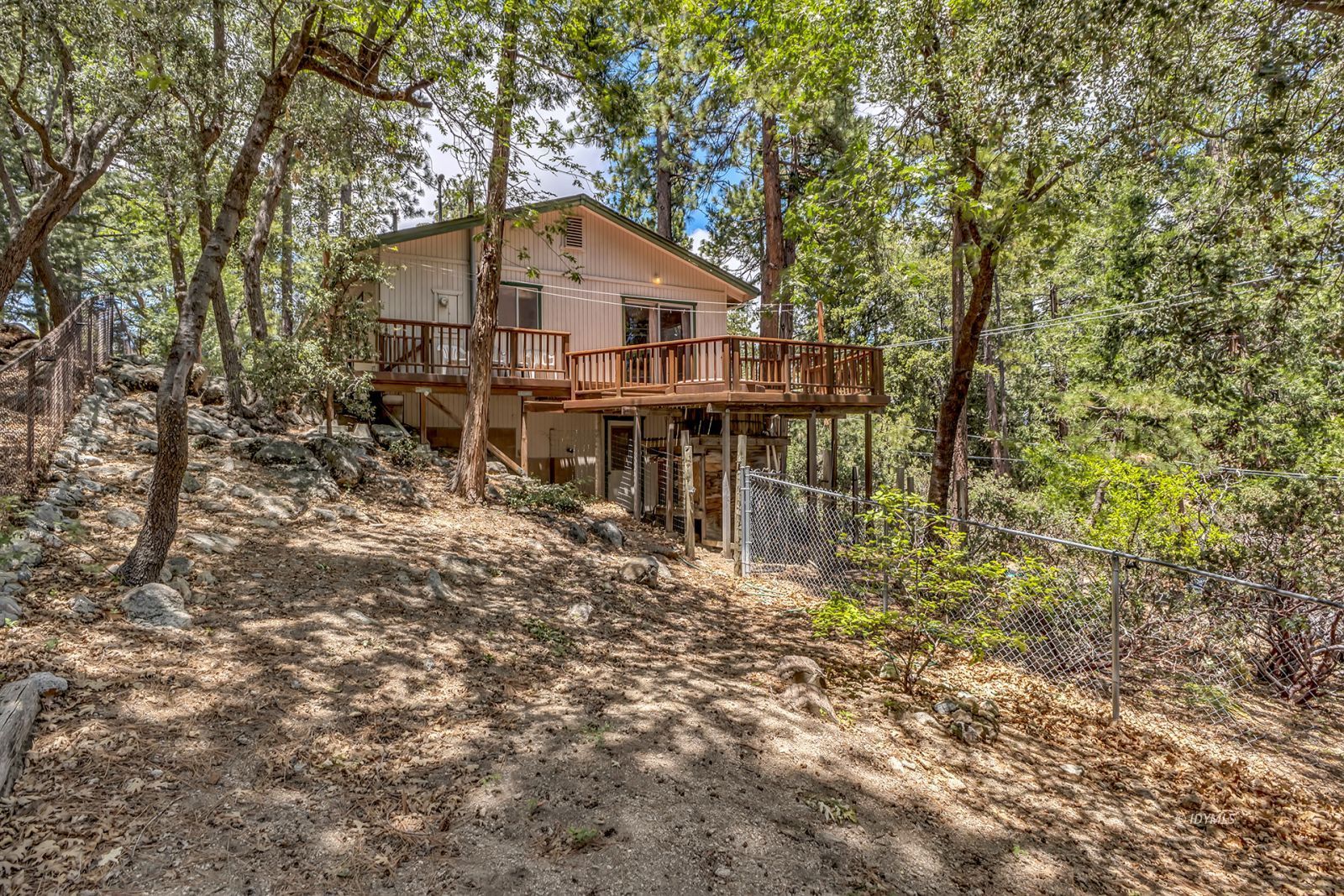 Property Photo 27