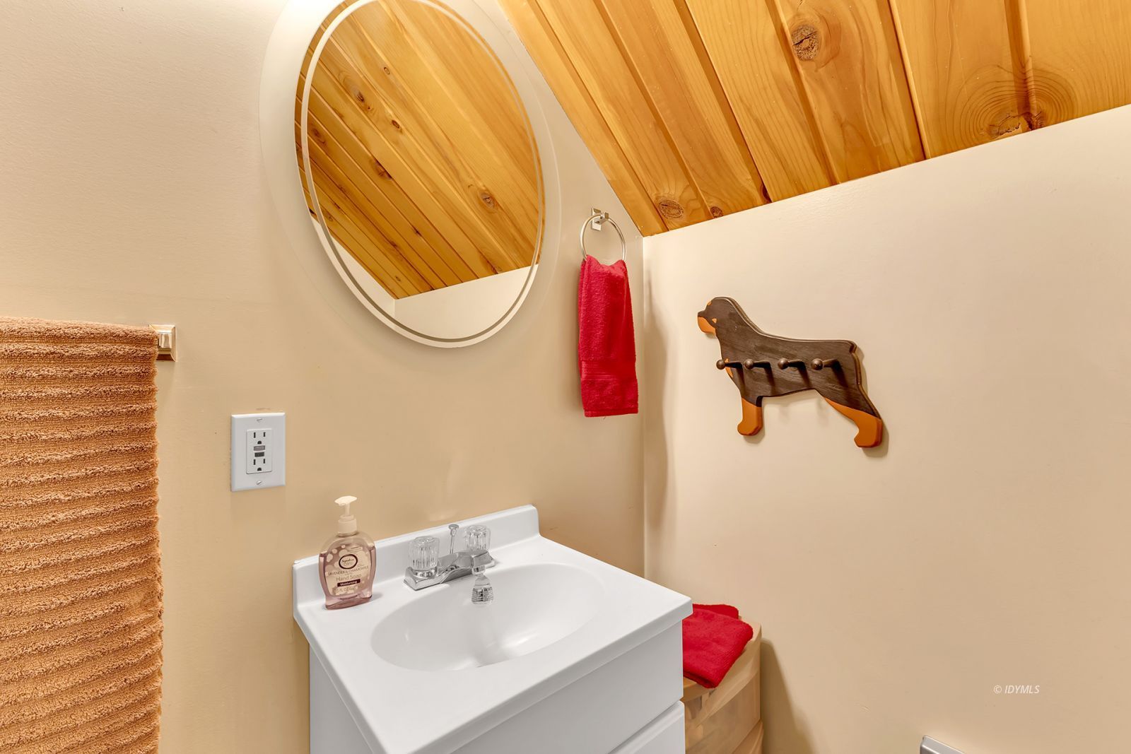 Property Photo 35