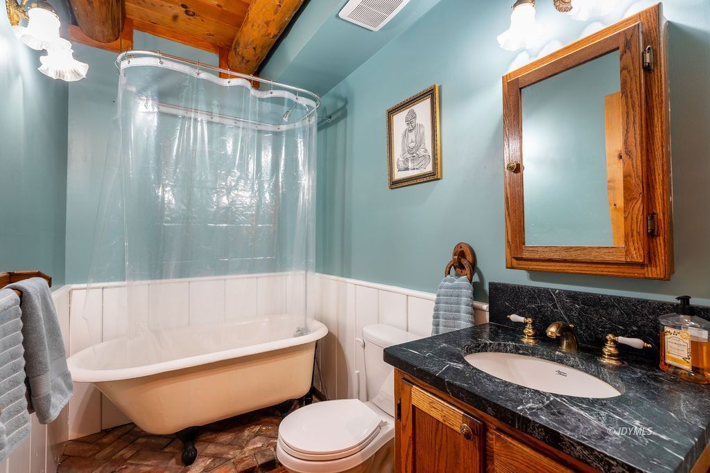 Property Photo 30