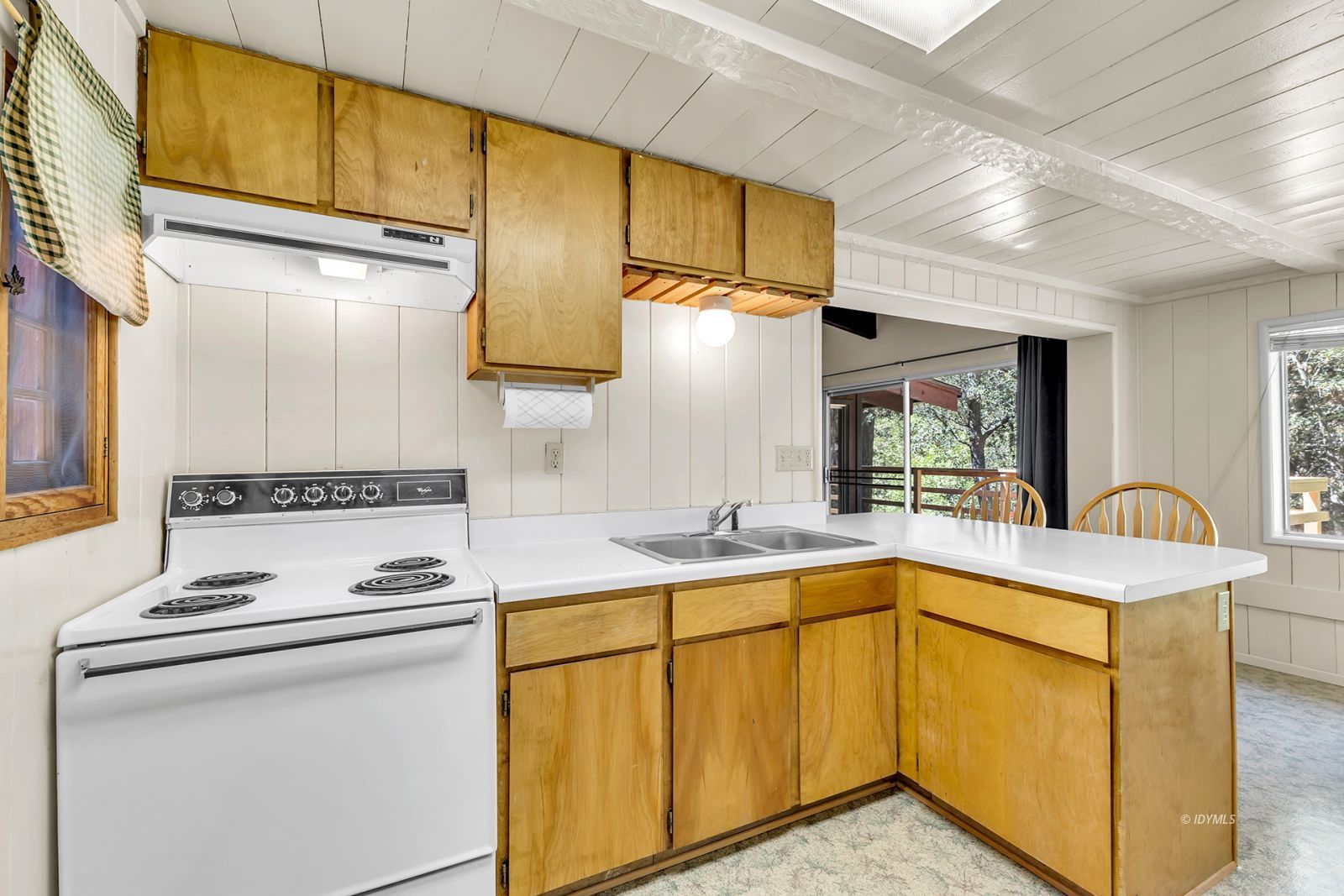 Property Photo 33