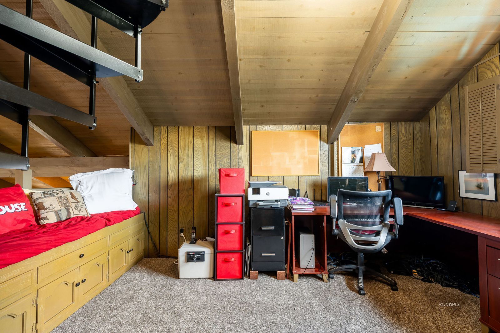 Property Photo 39