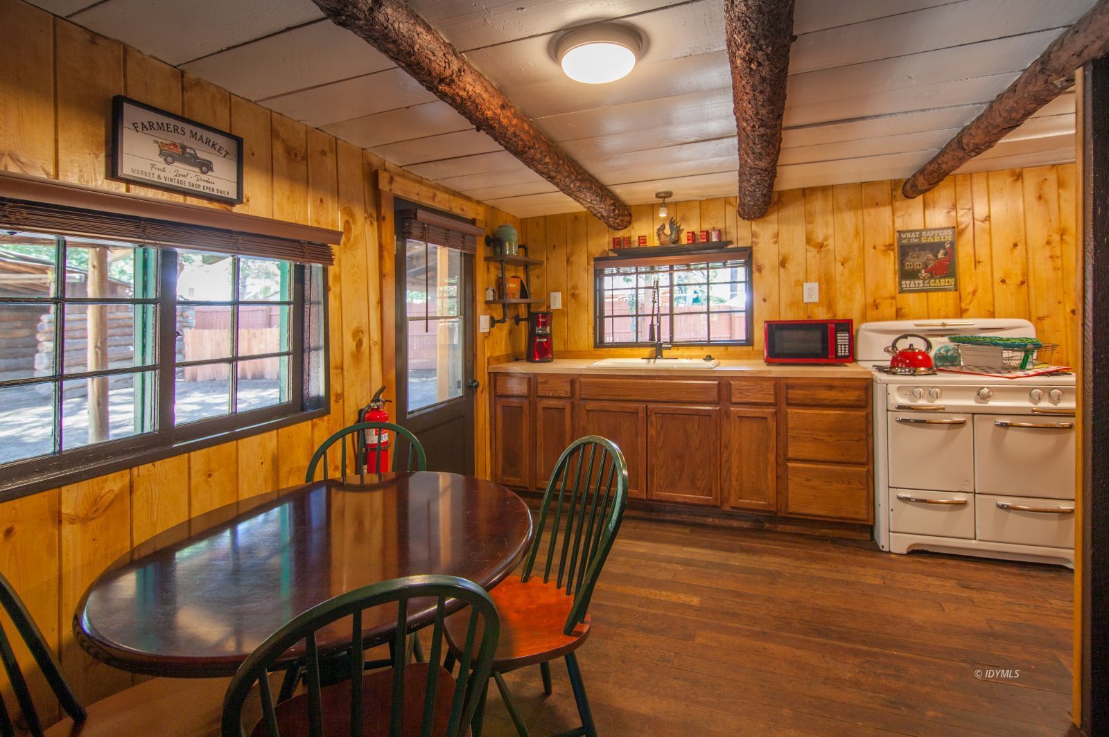 Property Photo 21
