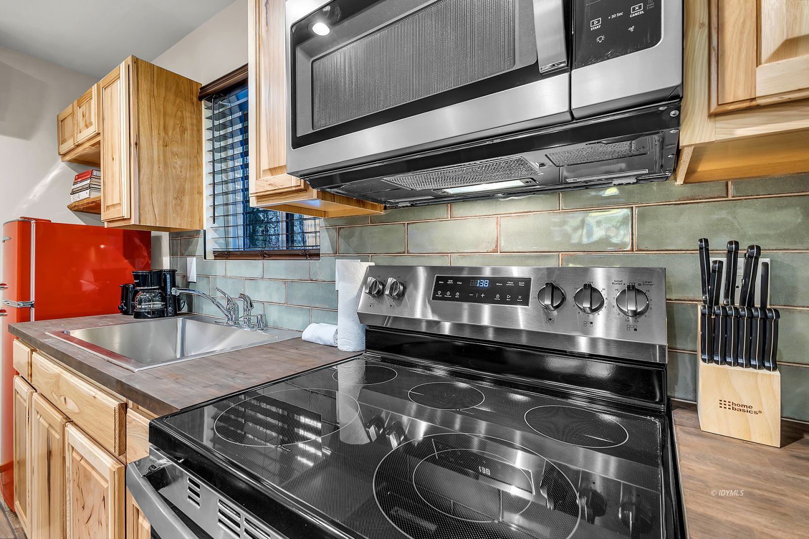Property Photo 30