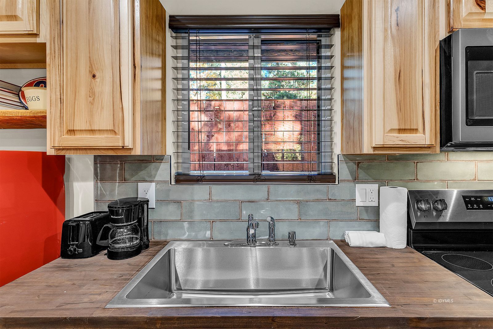 Property Photo 33