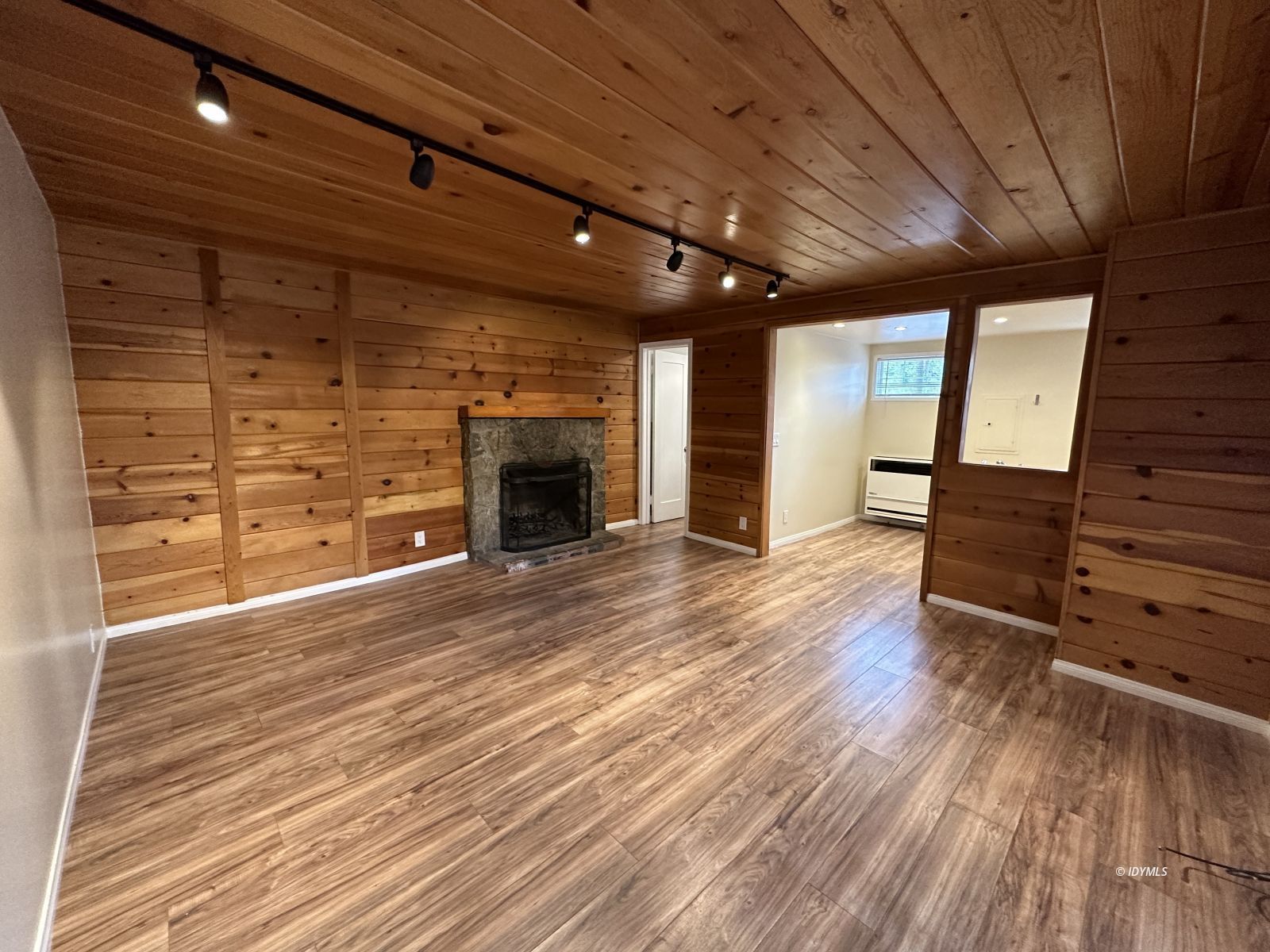 Property Photo 41