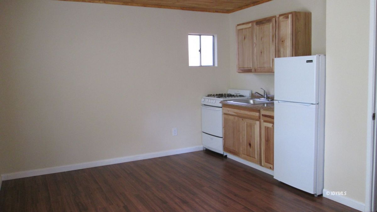 Property Photo 44