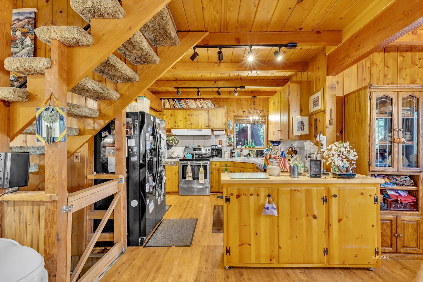 Property Photo 23
