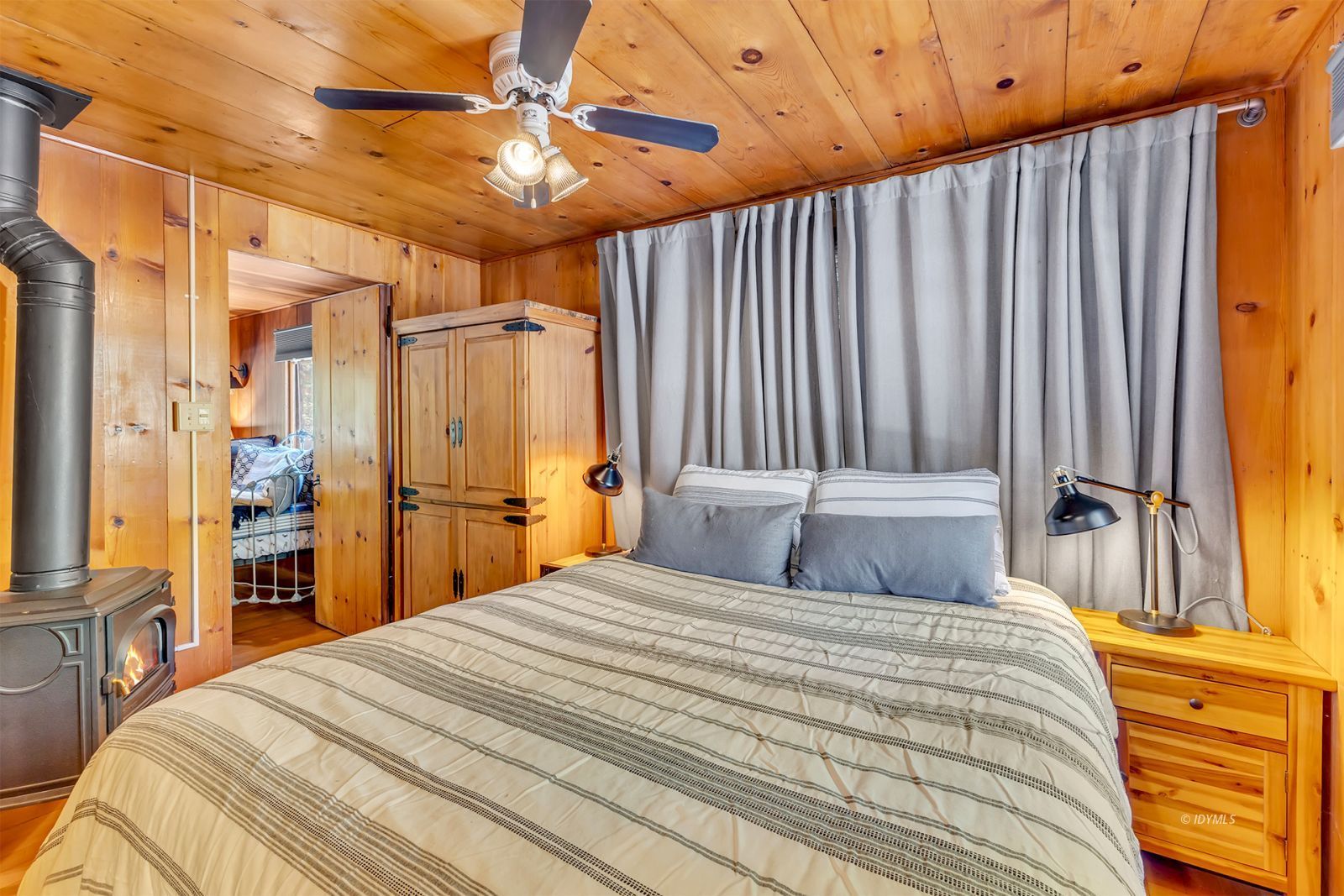 Property Photo 31