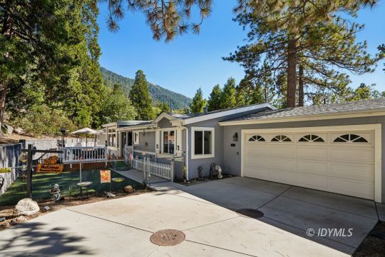 feature listing property photo