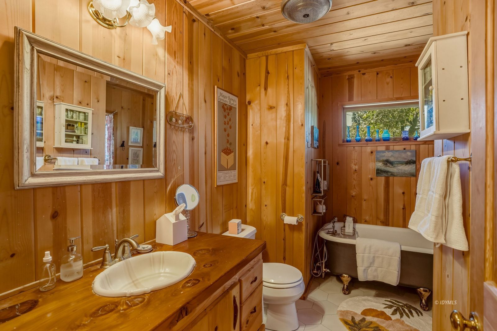 Property Photo 36
