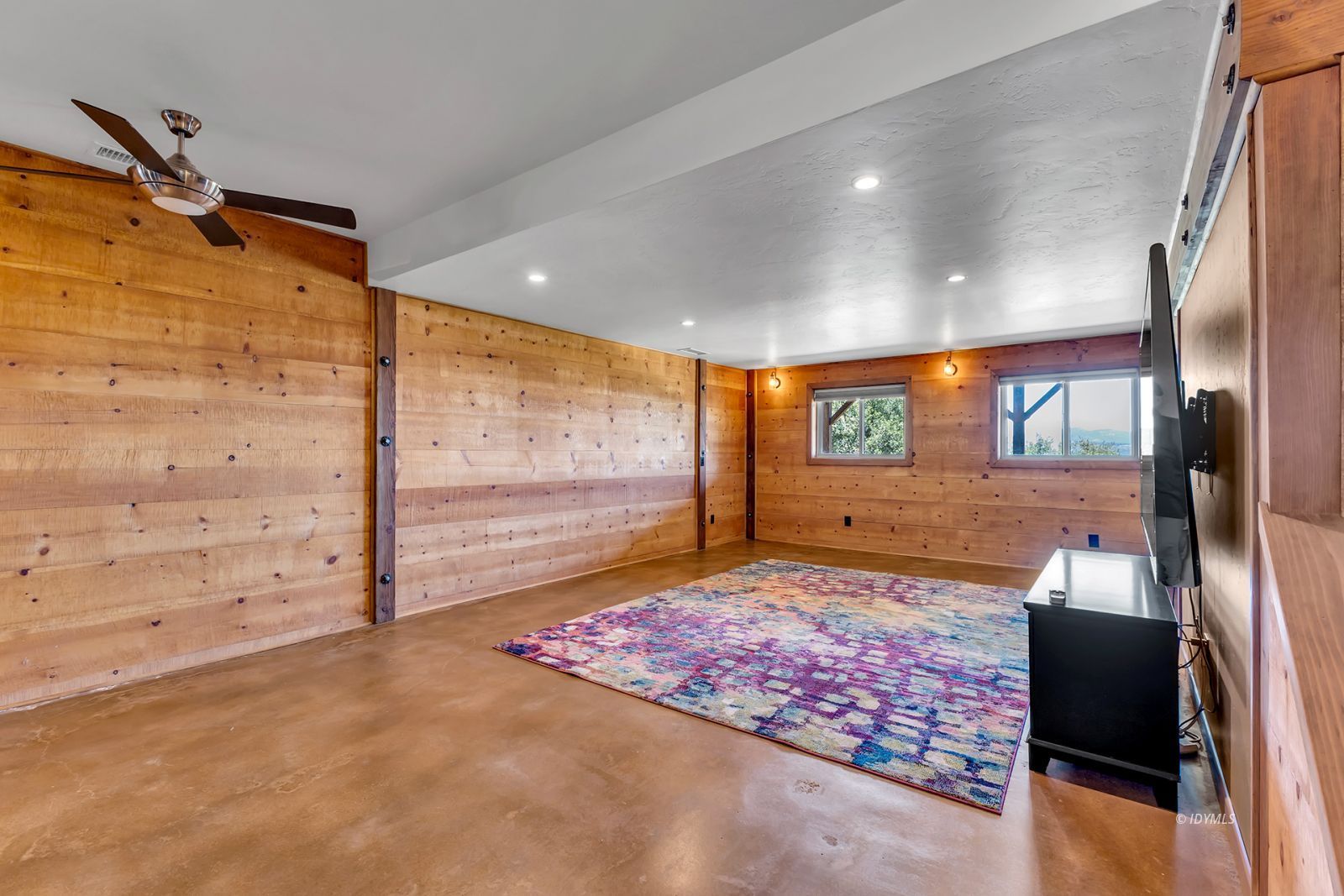 Property Photo 57