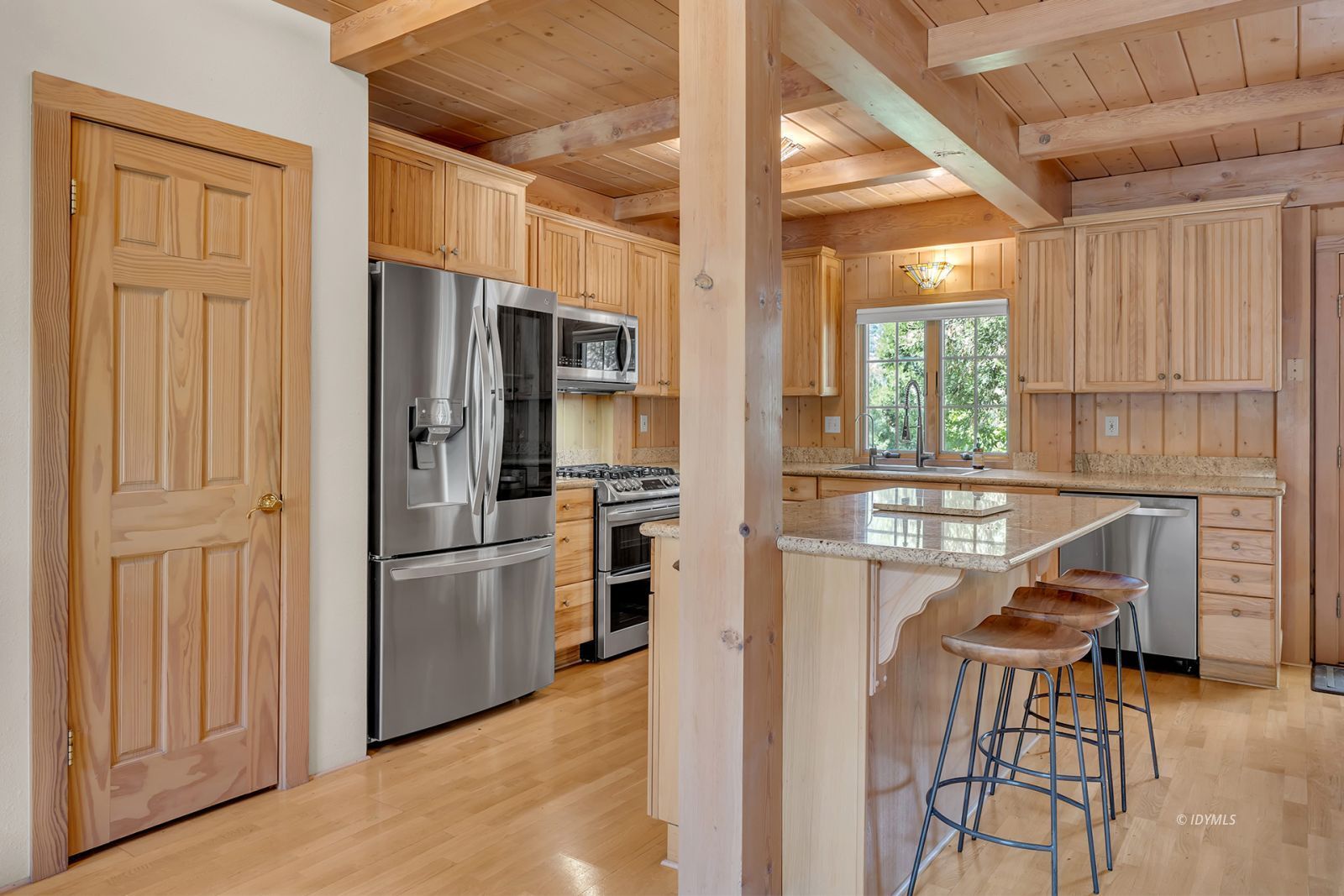Property Photo 18