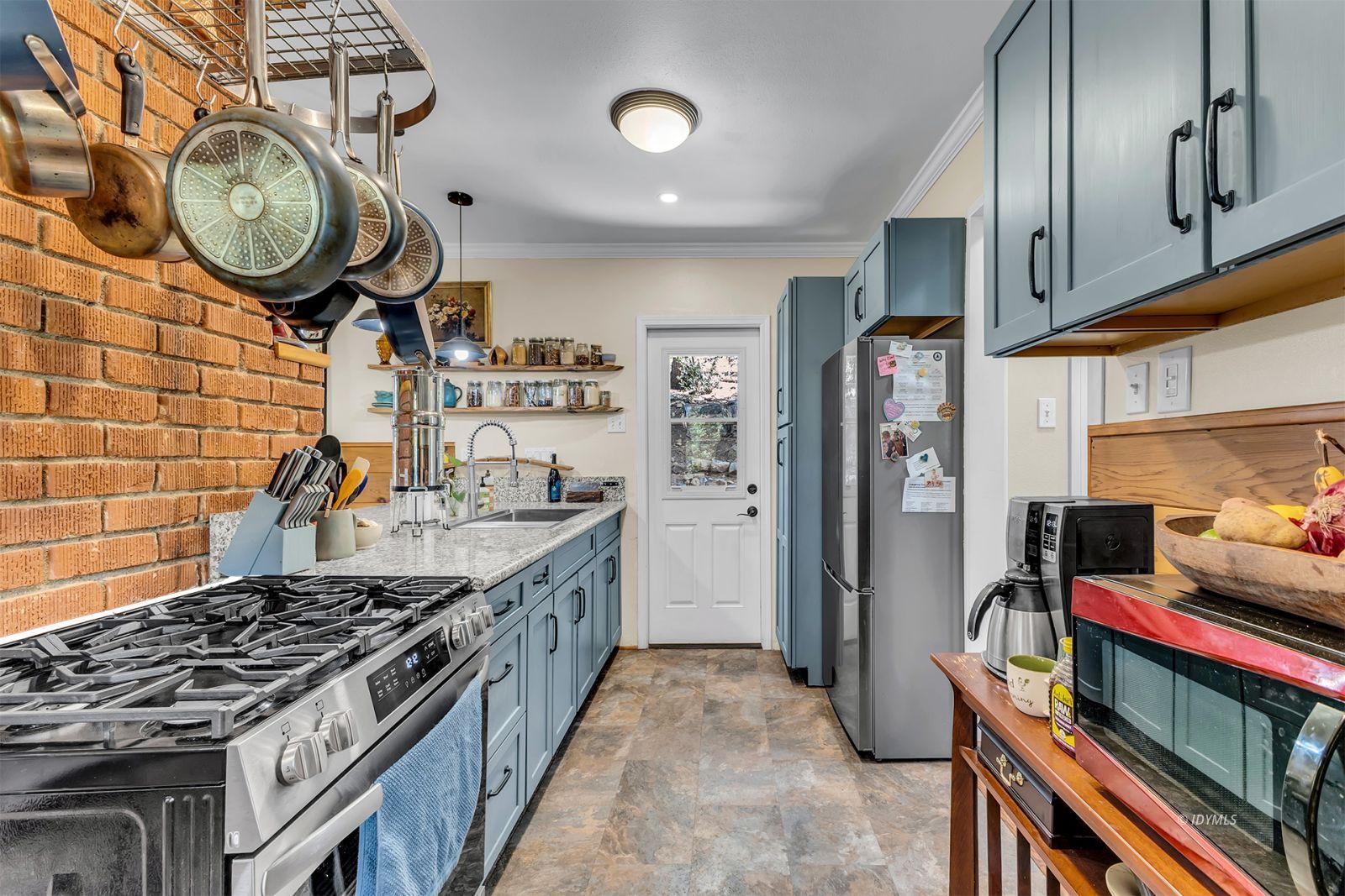 Property Photo 24