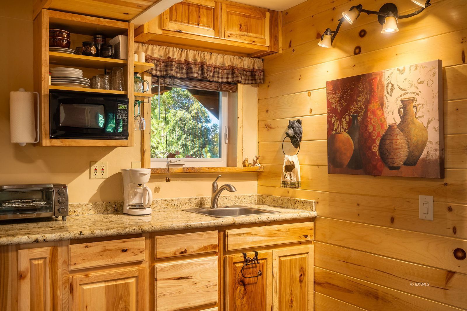 Property Photo 36