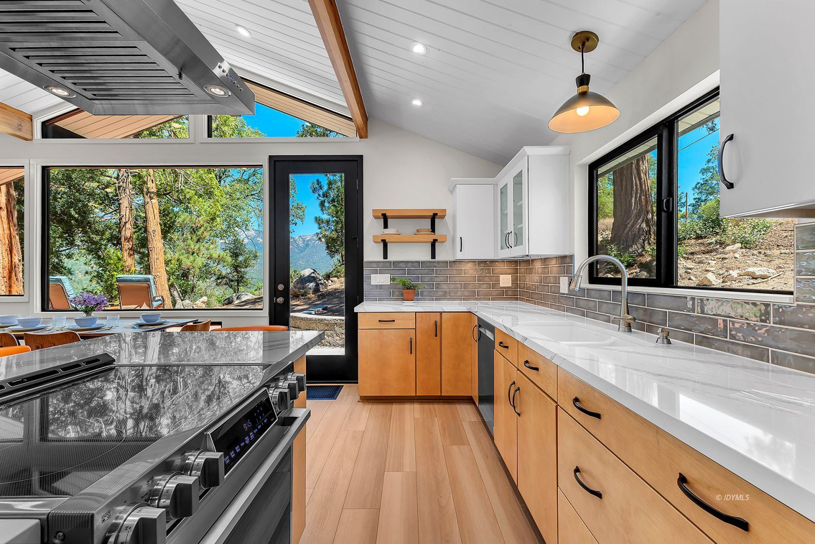 Property Photo 45