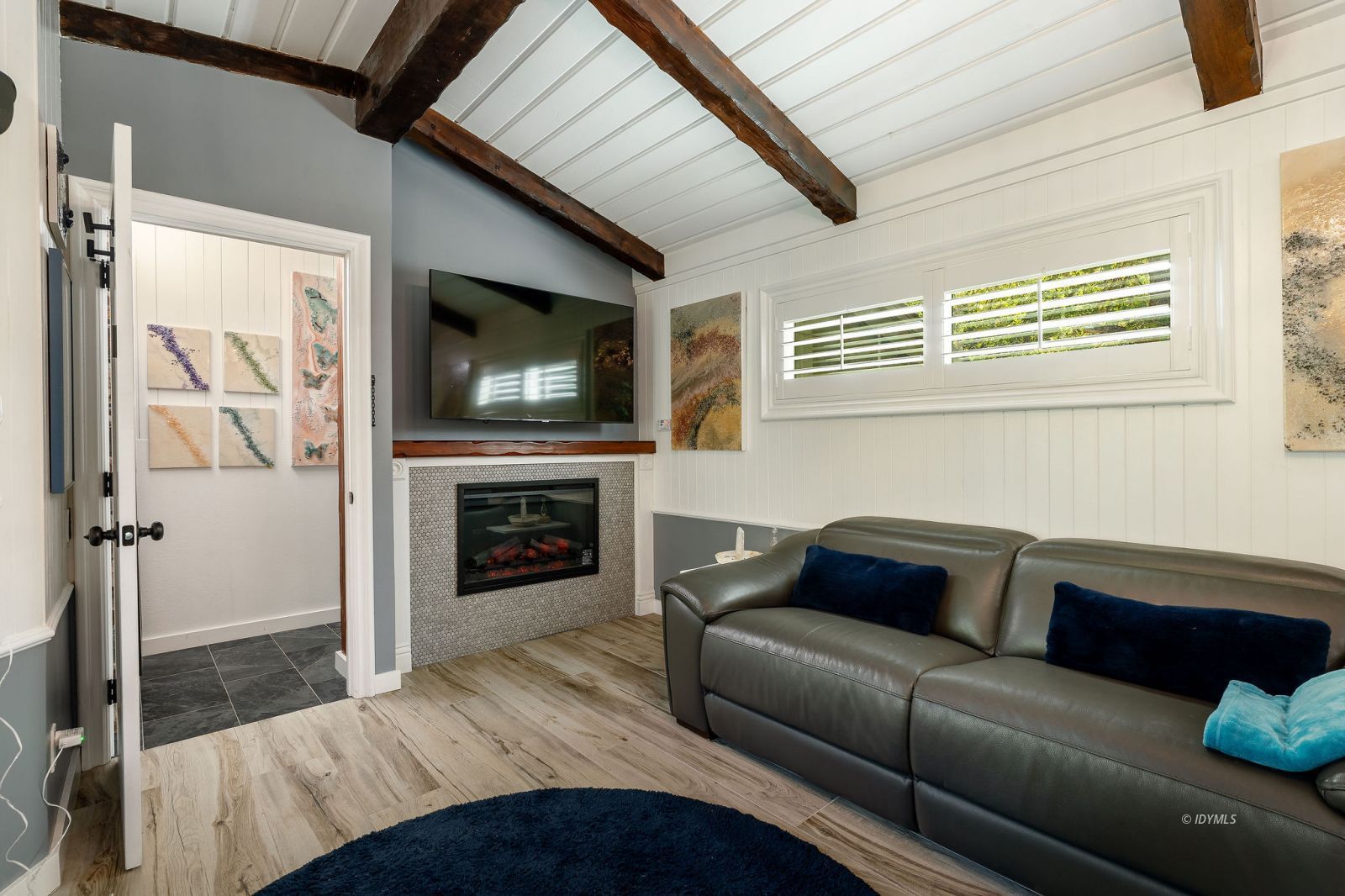Property Photo 35