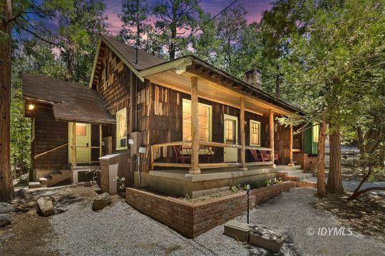 feature listing property photo