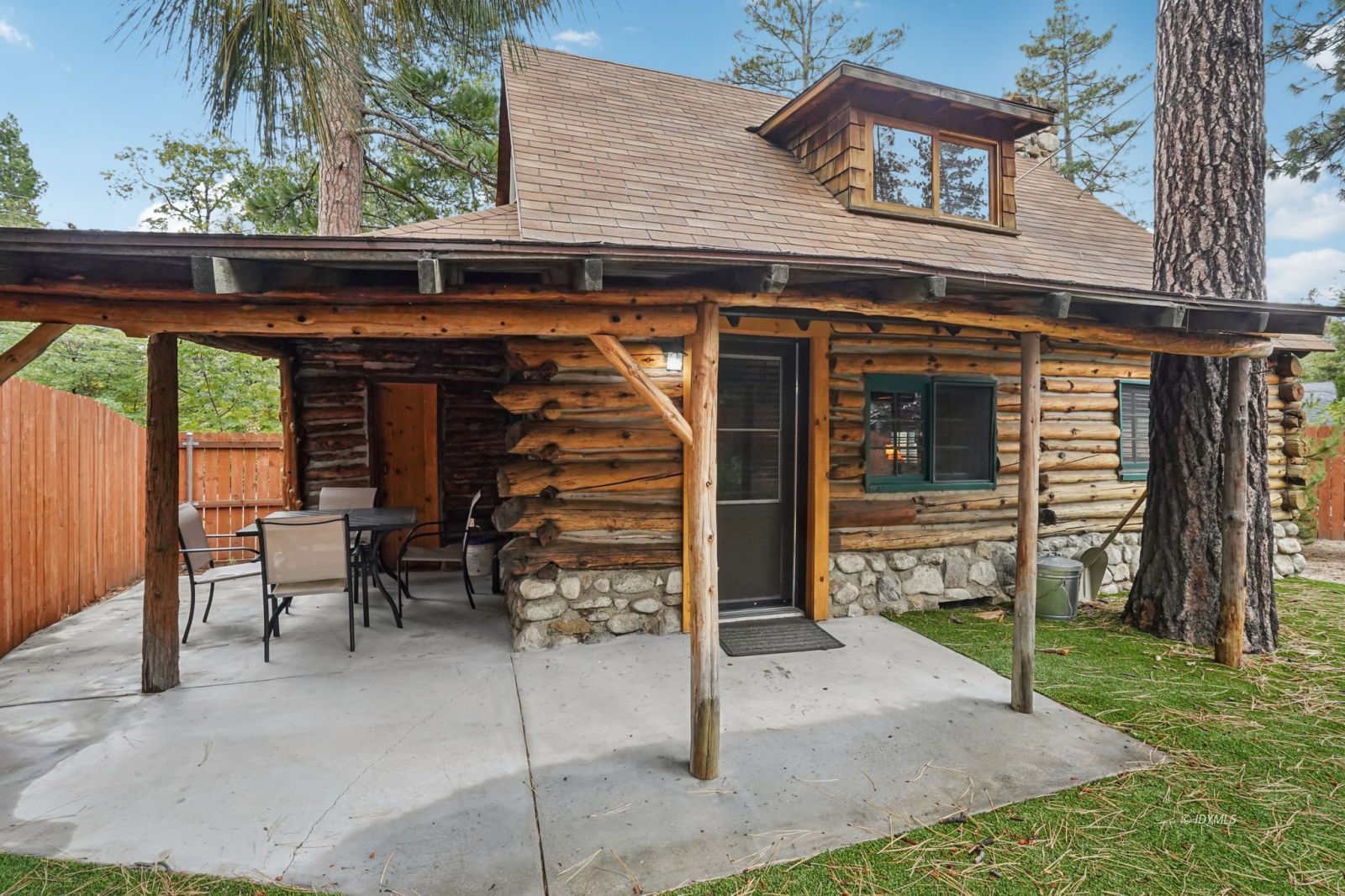 Property Photo 38