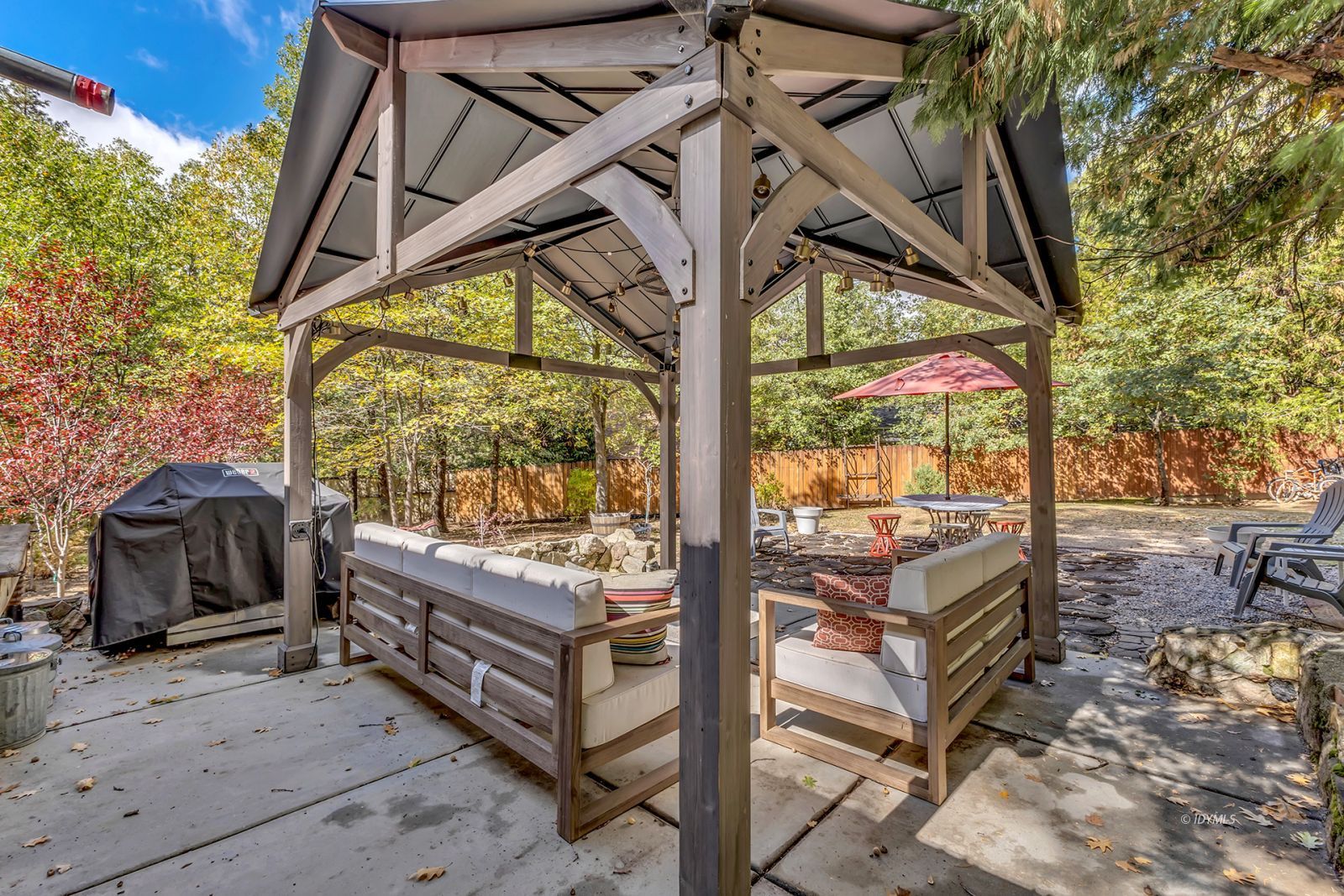 Property Photo 33