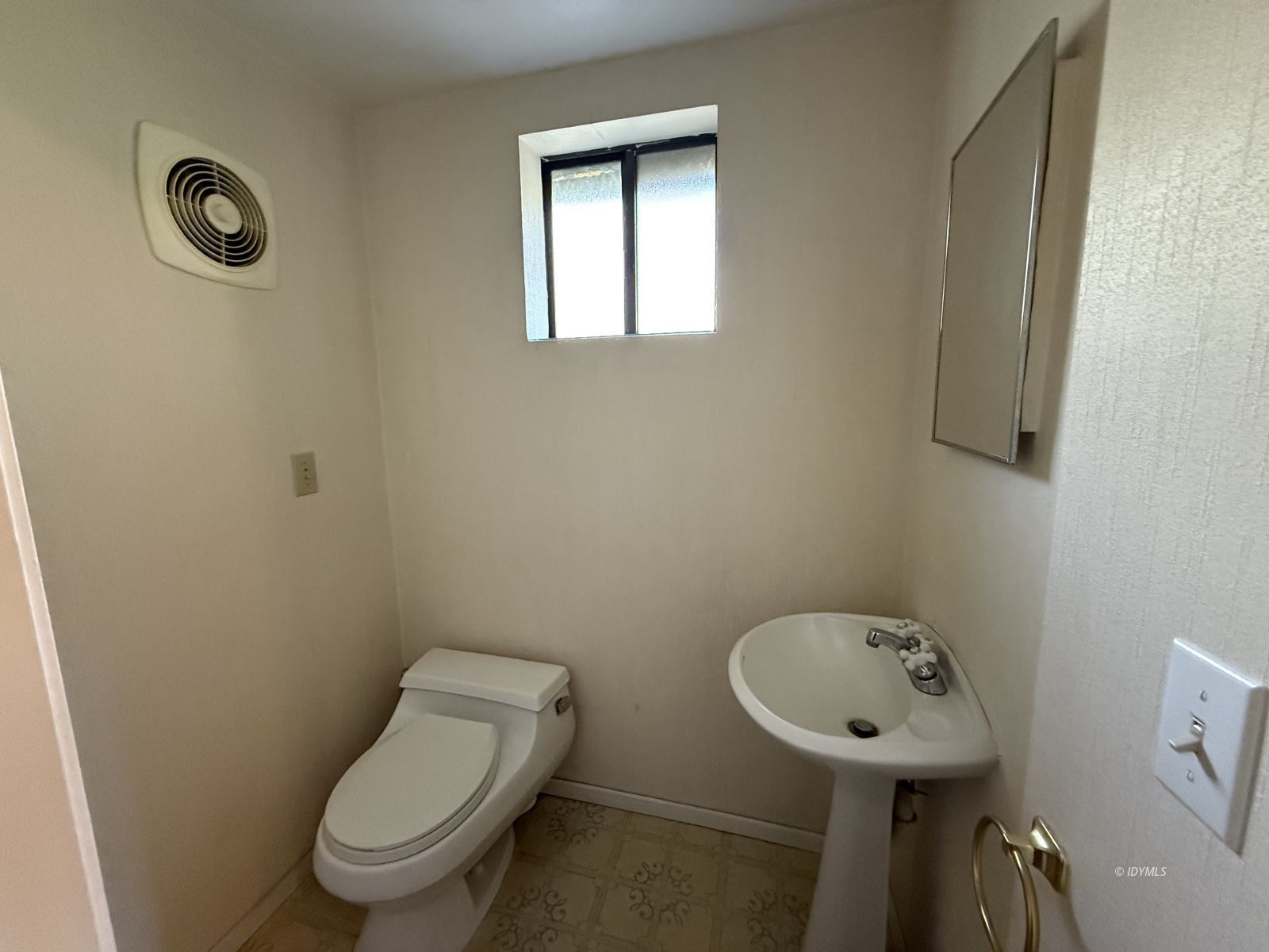 Property Photo 38
