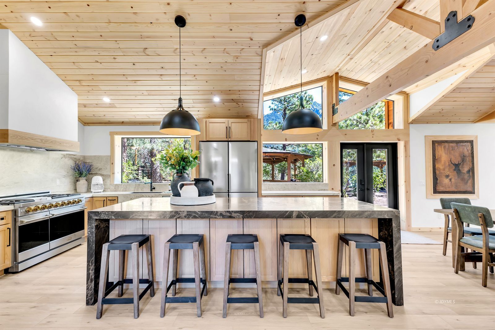 Property Photo 40