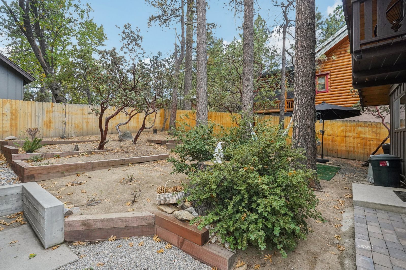 Property Photo 44