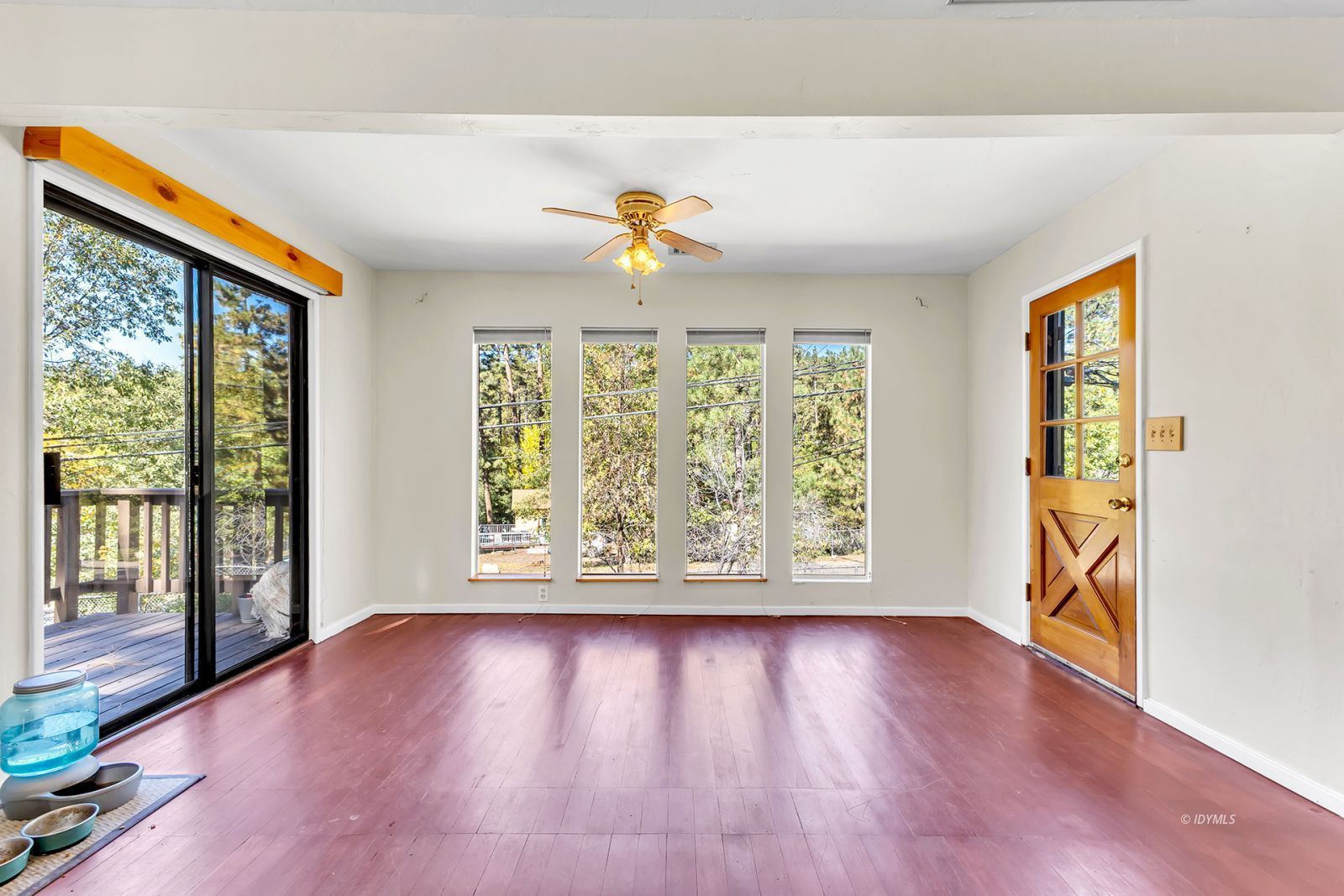 Property Photo 25