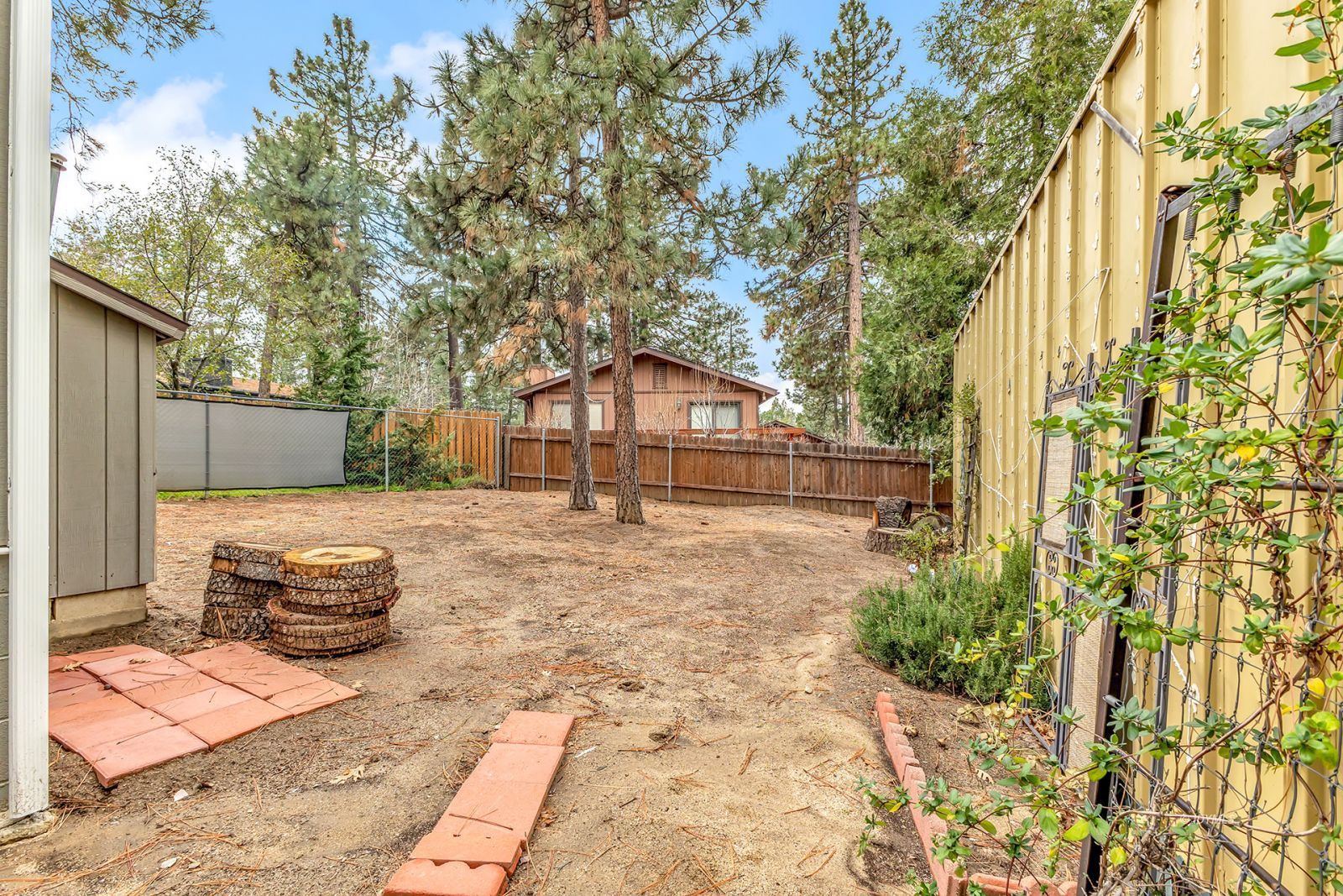 Property Photo 55