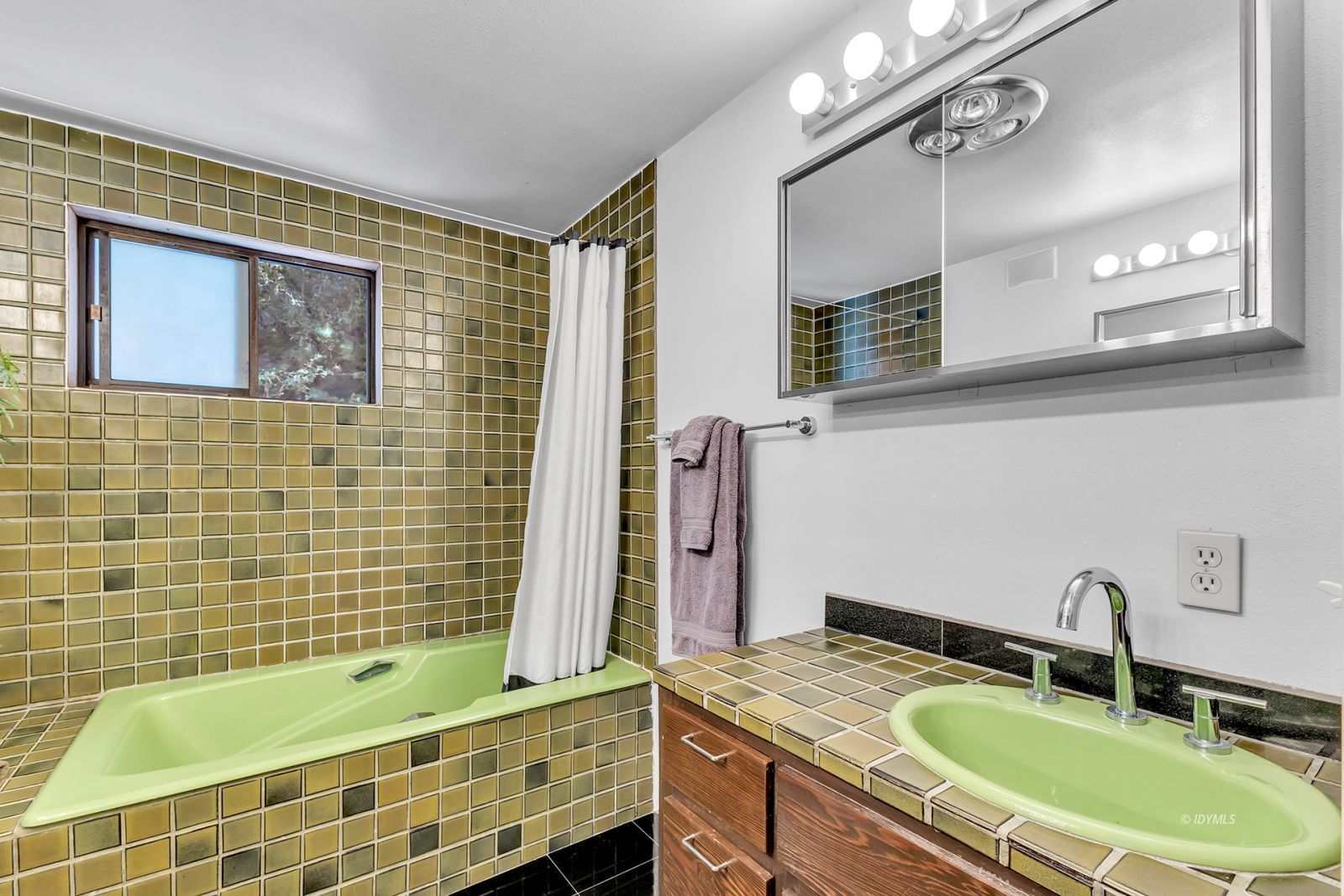 Property Photo 54