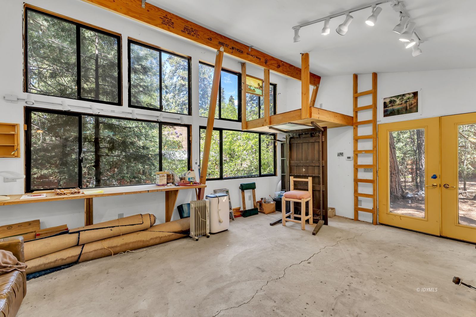 Property Photo 54