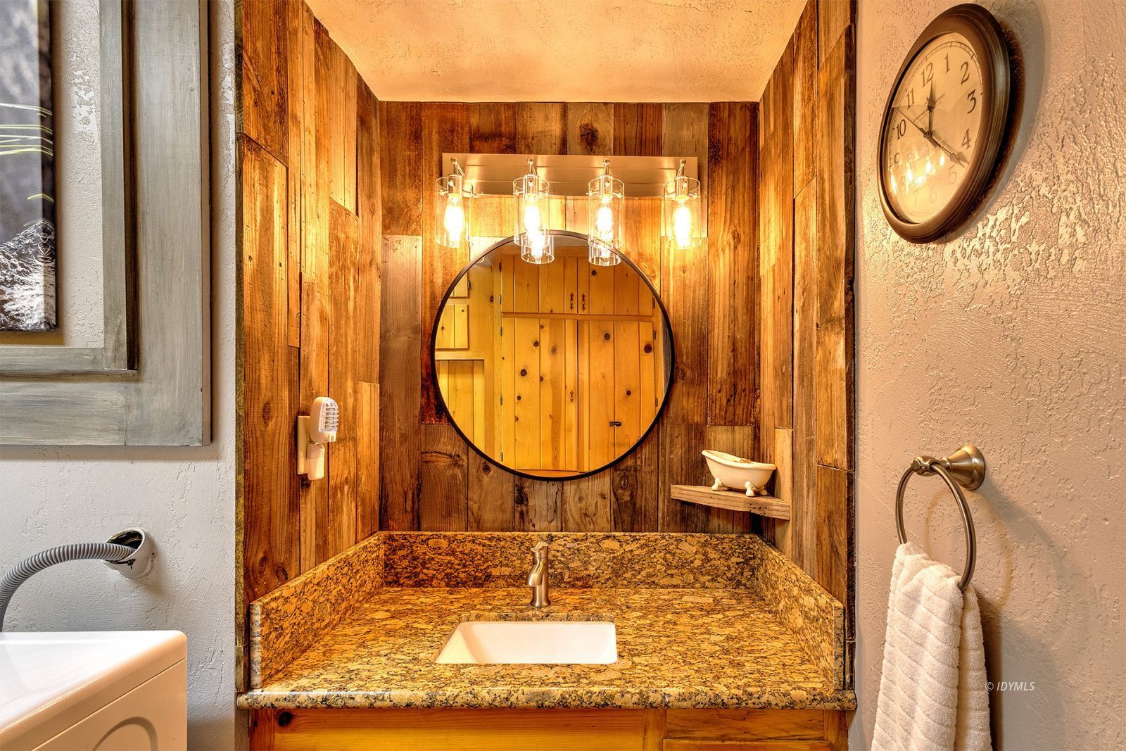 Property Photo 38