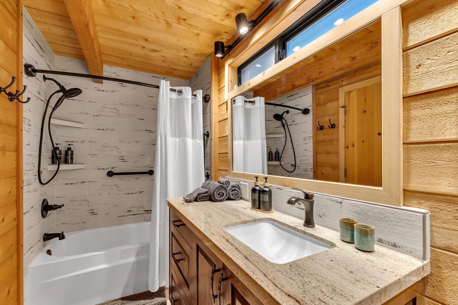 Property Photo 65