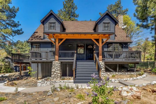 feature listing property photo