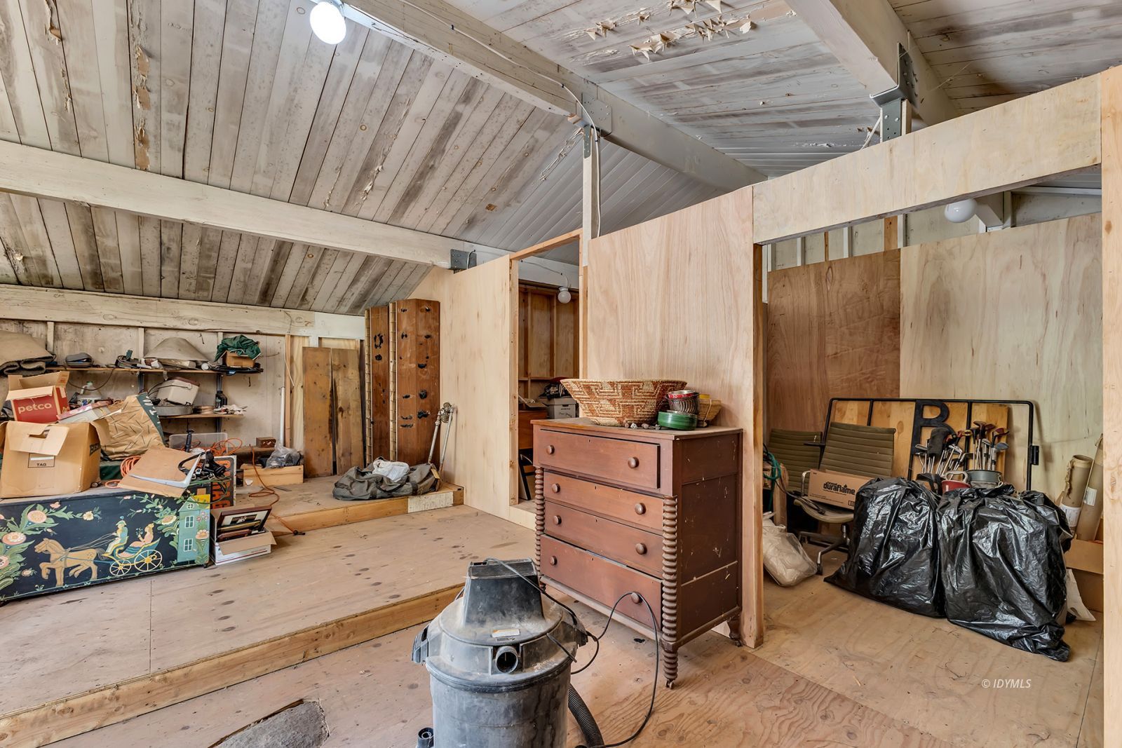 Property Photo 57