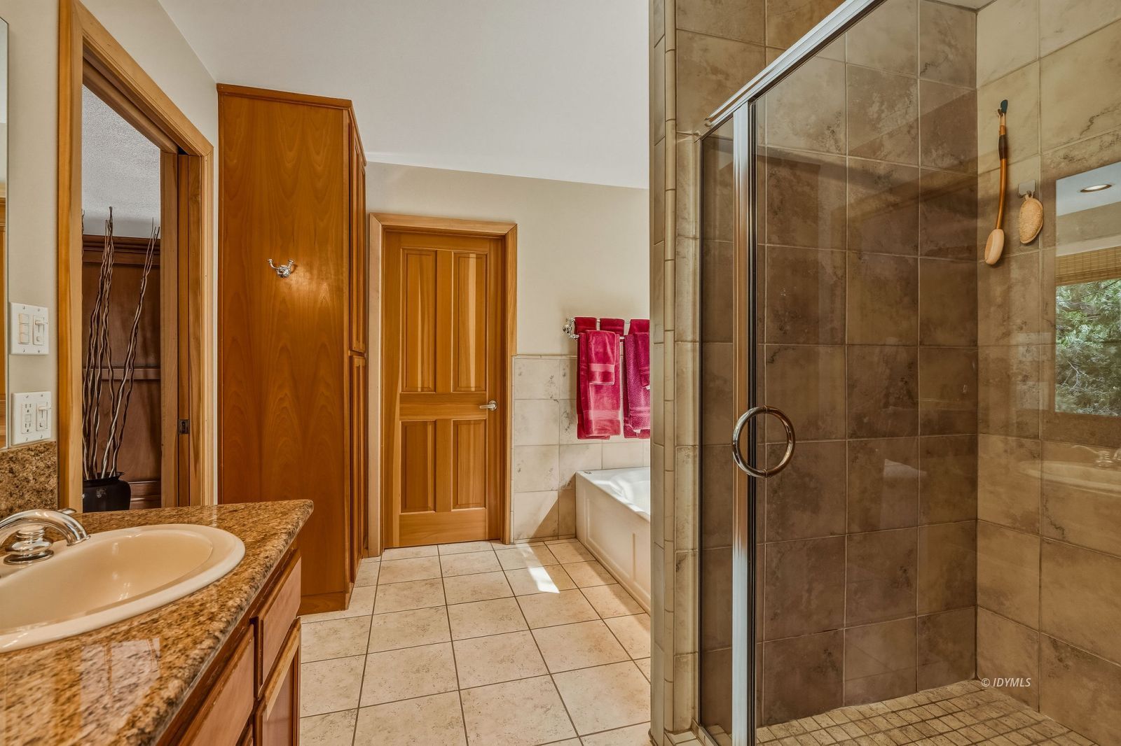 Property Photo 45