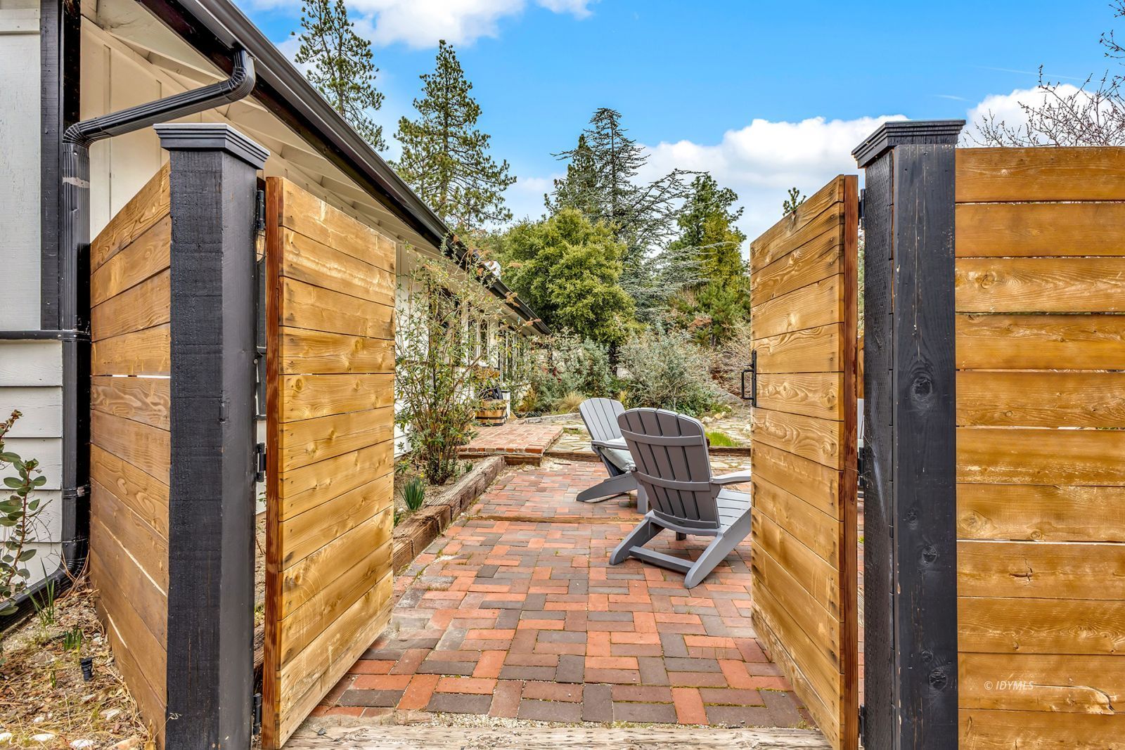 Property Photo 38
