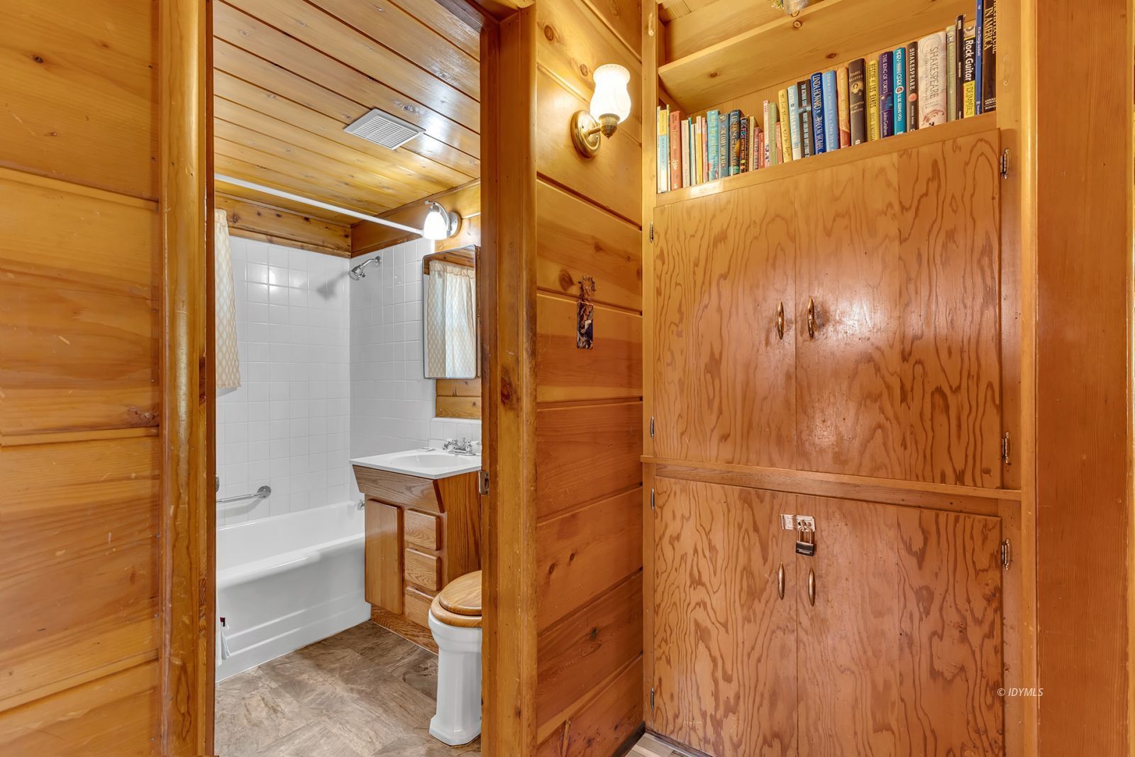 Property Photo 31
