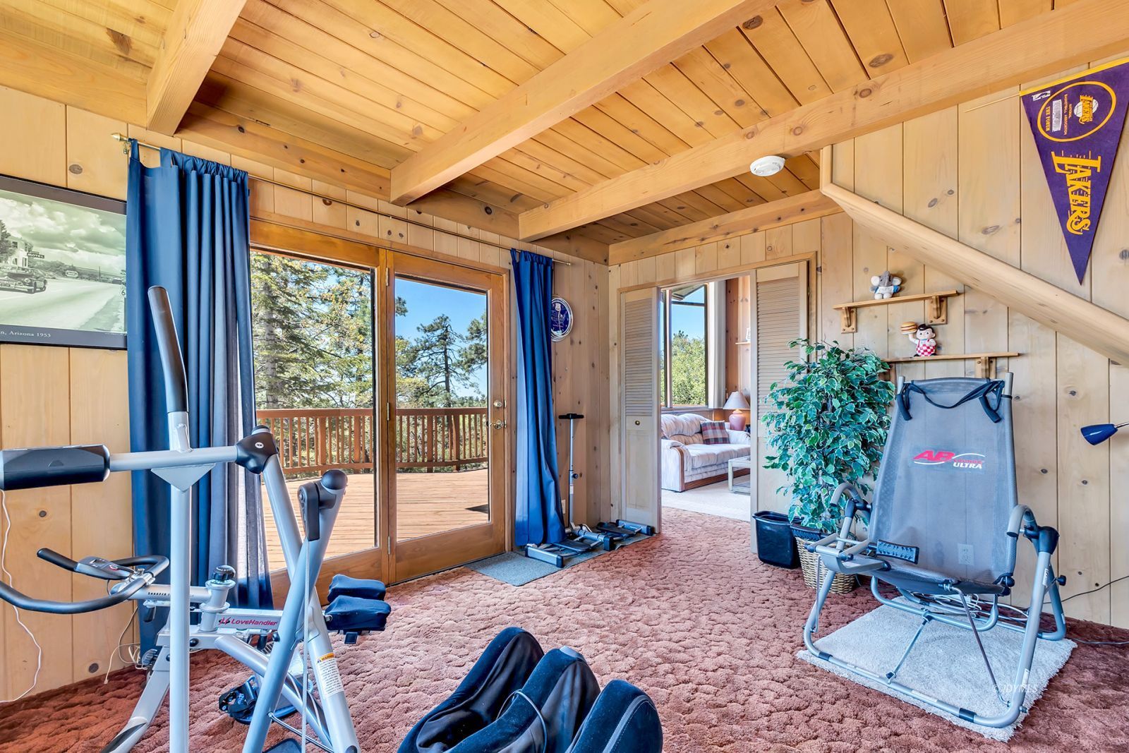 Property Photo 33